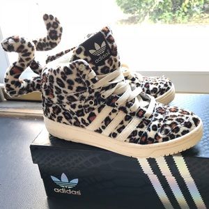 Jeremy Scott x Adidas Leopard Sneaker